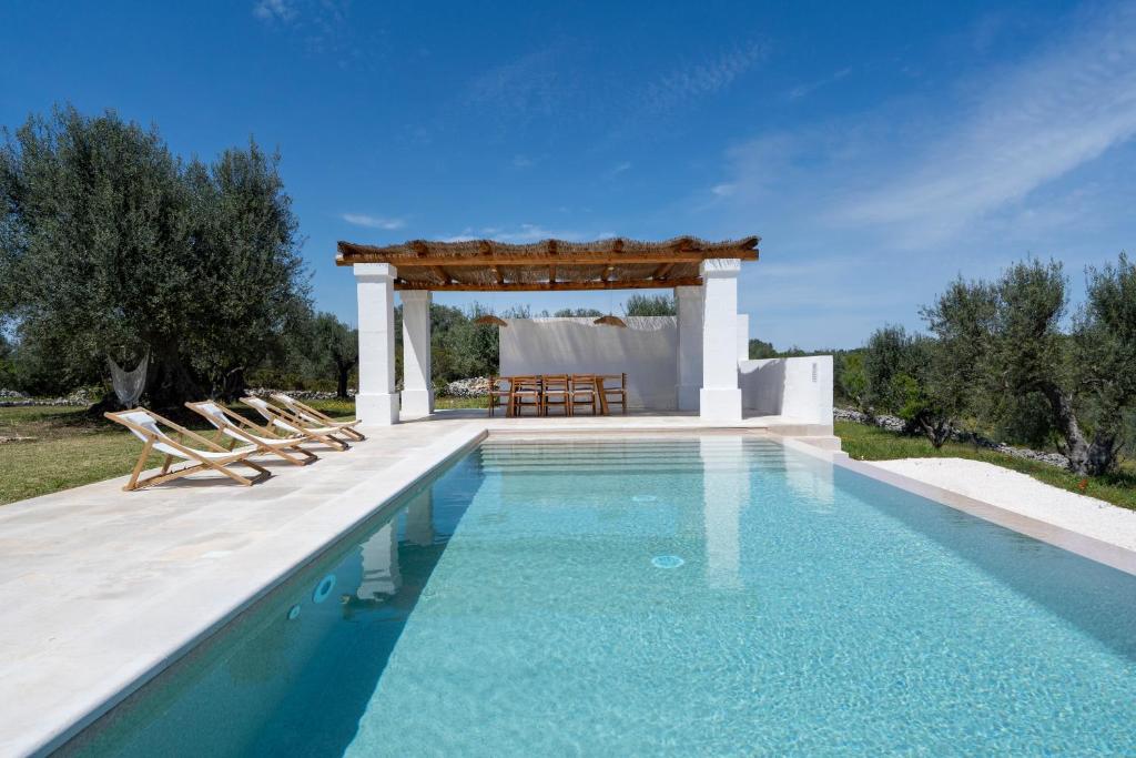 Trulli Cicerali , trulli design con piscina panoramica - 2