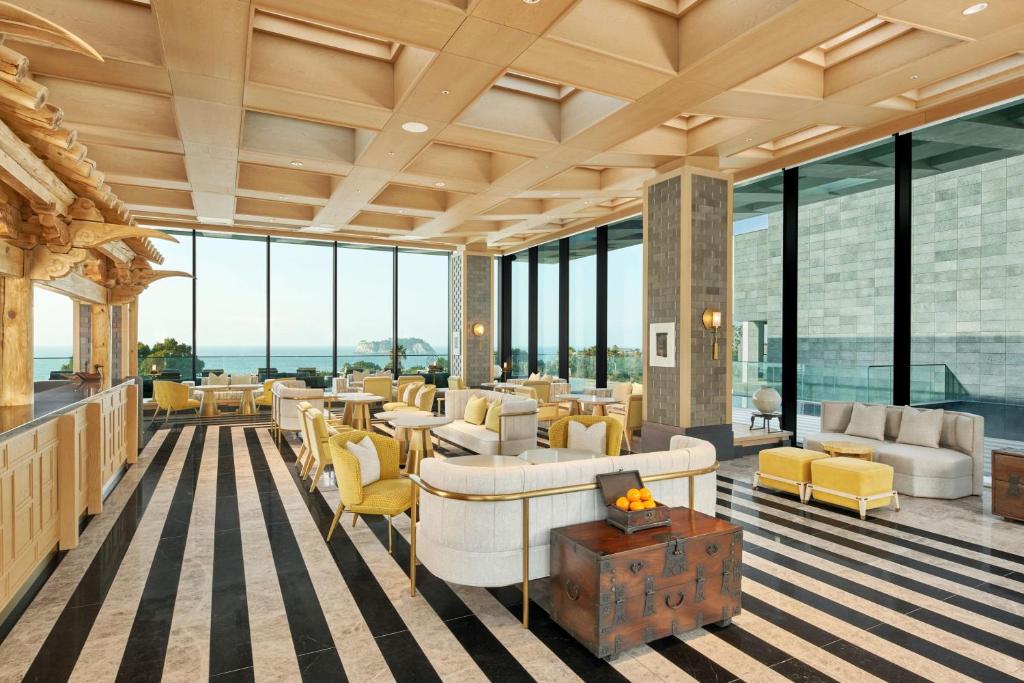 JW 메리어트 제주 리조트 앤 스파 (JW Marriott Jeju Resort & Spa)