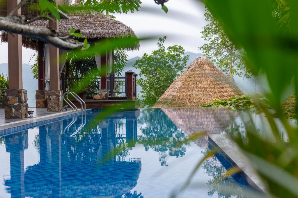 Ebino Pù Luông Resort and Spa