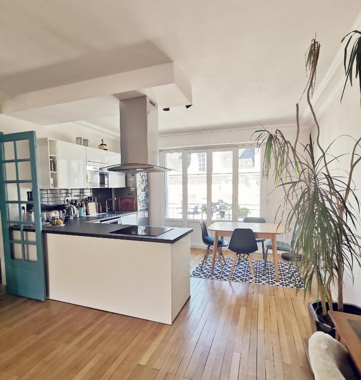 Grand Appartement Familial, Tours Centre, Parking - 5