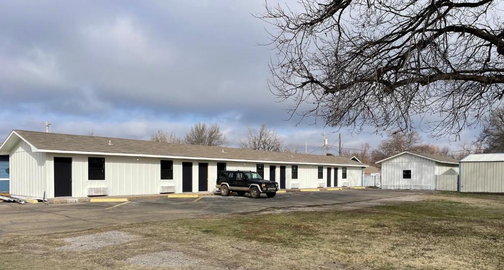 Budget INN photo