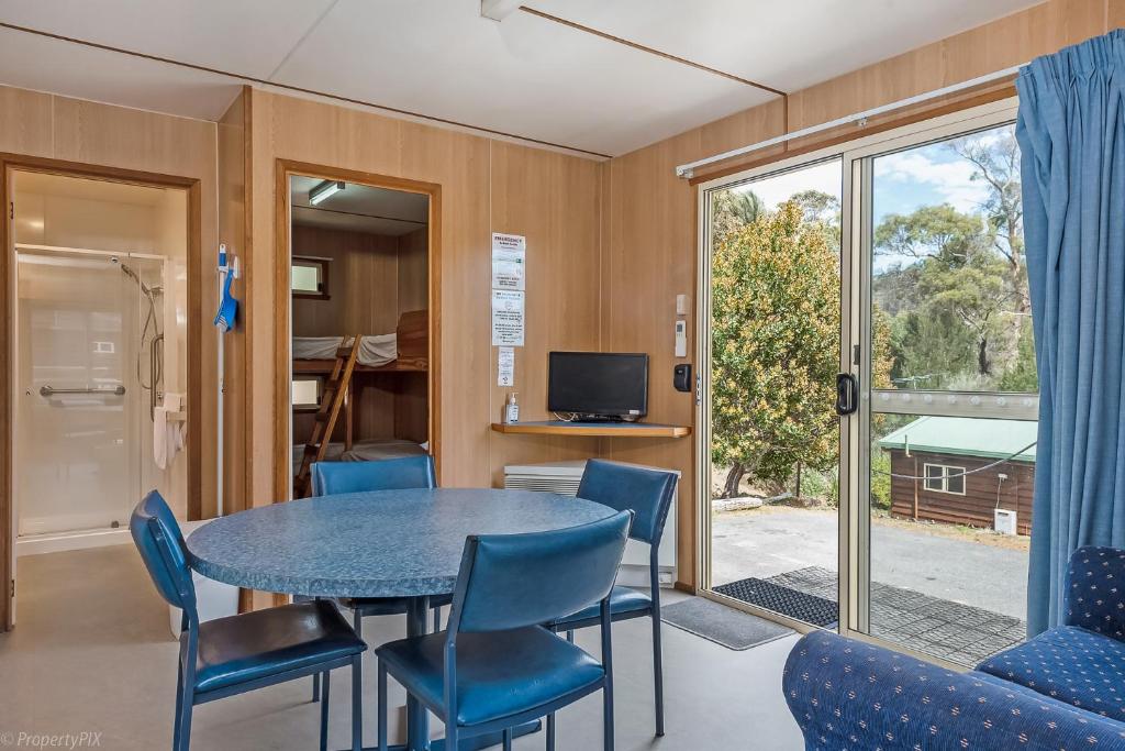 Hobart Bush Cabins photo