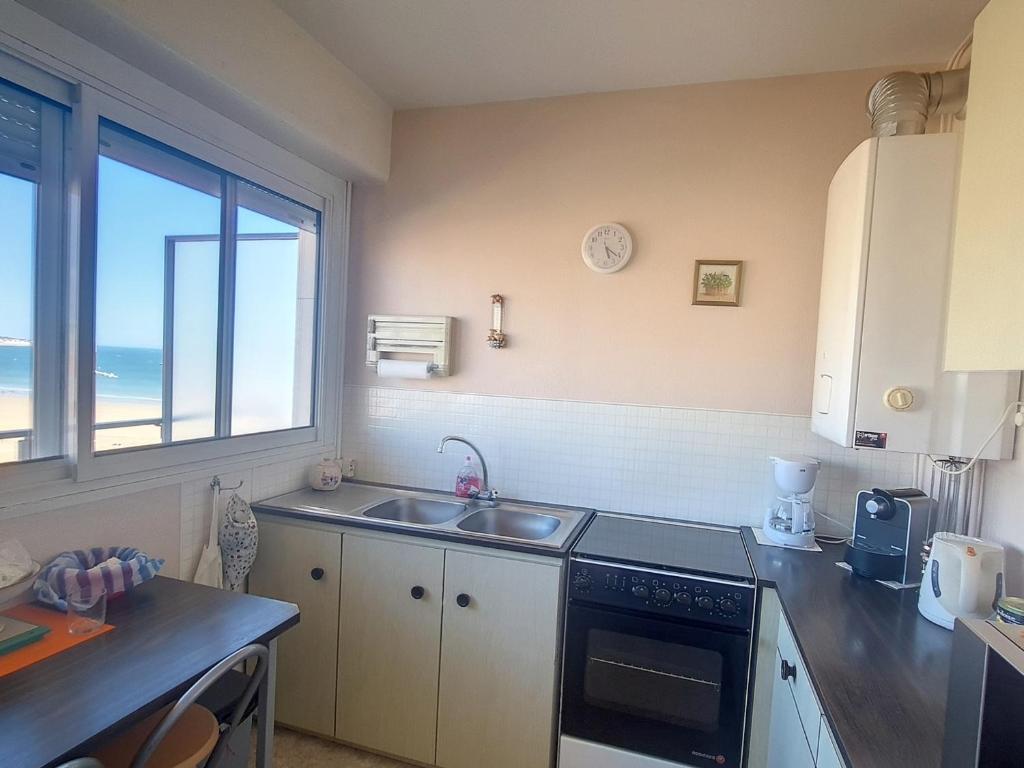 Appartement Type 2 avec balcon et parking - Les Sables-d'Olonne - FR-1-331-216 - 5