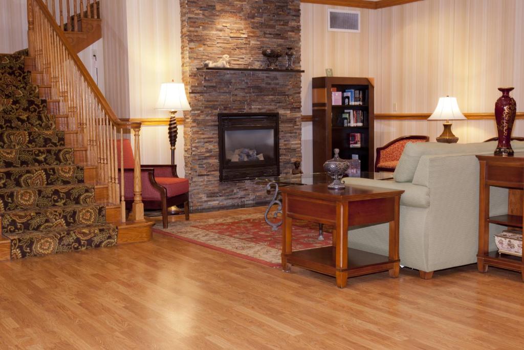 Country Inn & Suites by Radisson, Macedonia, OH photo