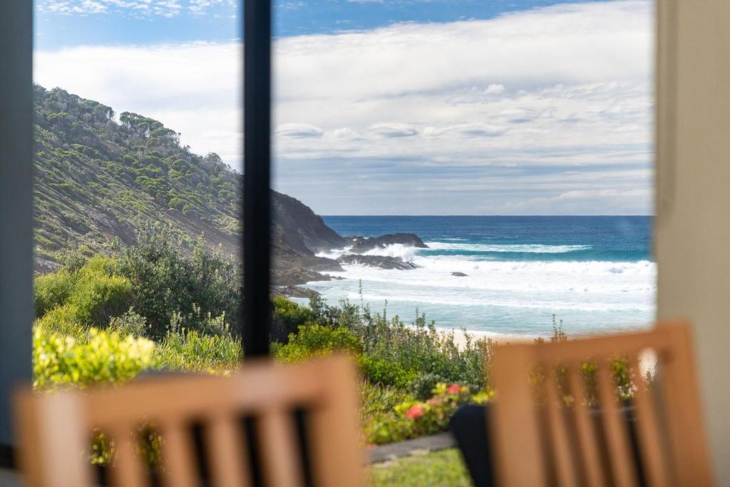 At Blueys, Blueys Beach