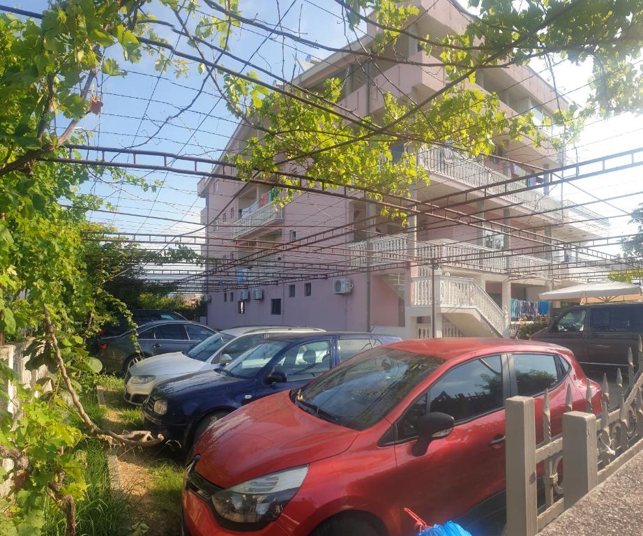 Cobaj Apartments - 1