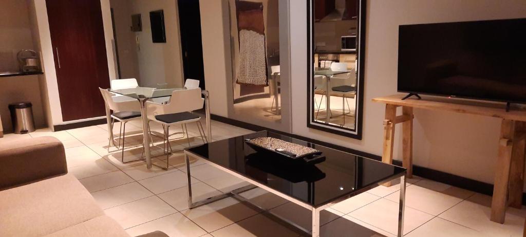 Icon Apartments photo
