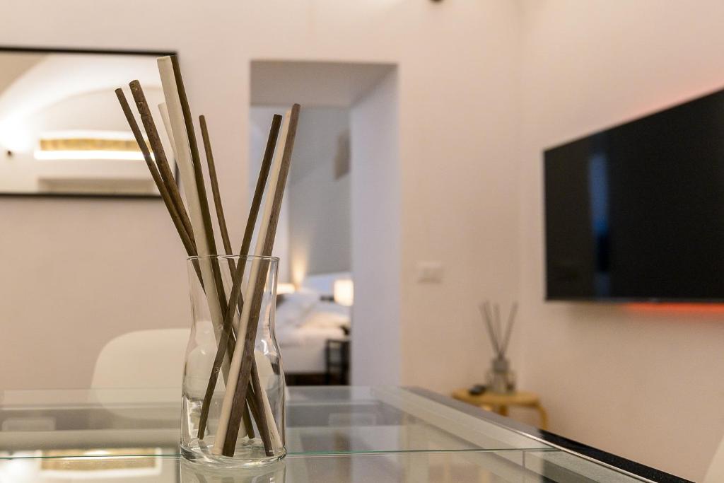 Cozy & Central with Private Entrance by NDP rent - 5