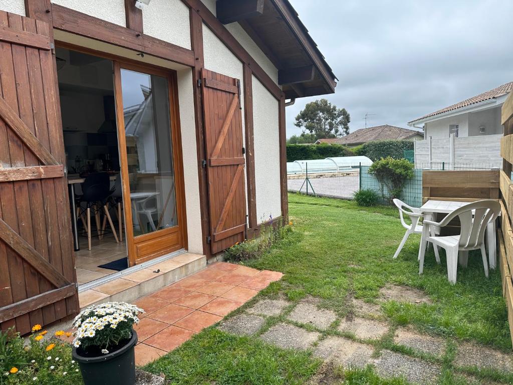 Petite maison plein pied jardin - 1