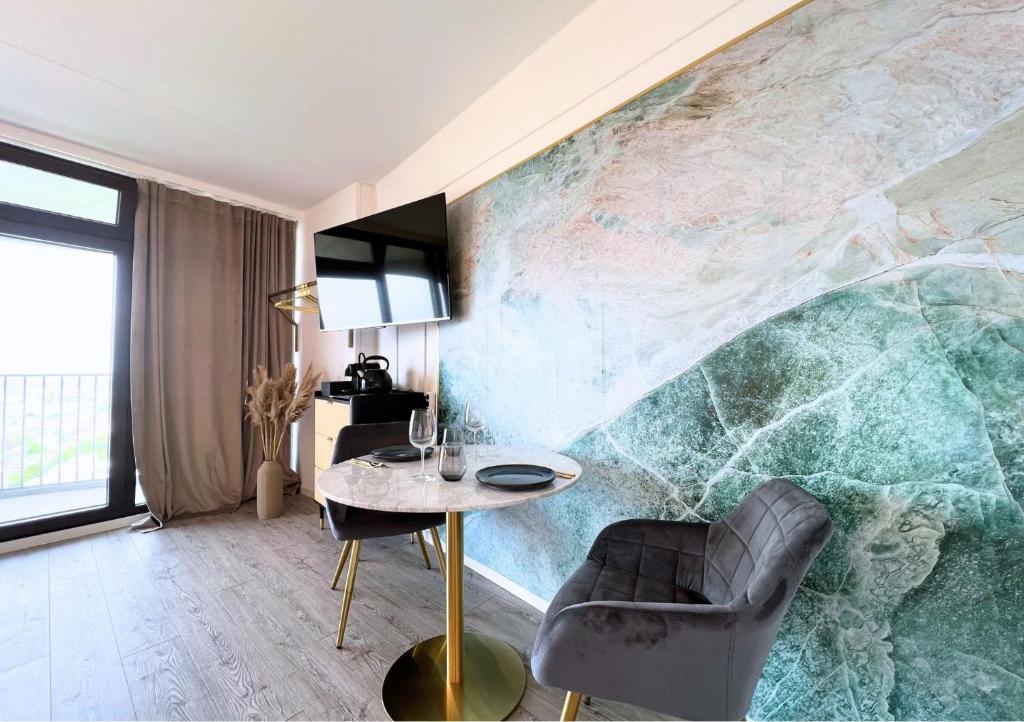 NEW I GREAT CITY VIEW I 32 FLOOR I BOXSPRINGBED and NETFLIX - 3