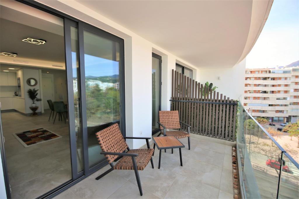 Estepona Centre Luxury Apartment HADA - 4