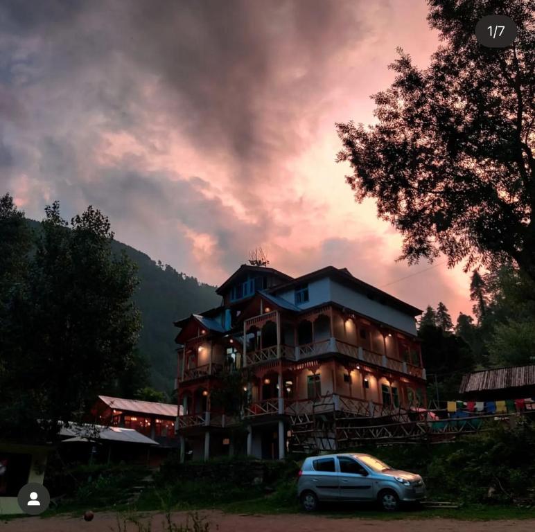 Ozark House — Hotel in Jibhi
