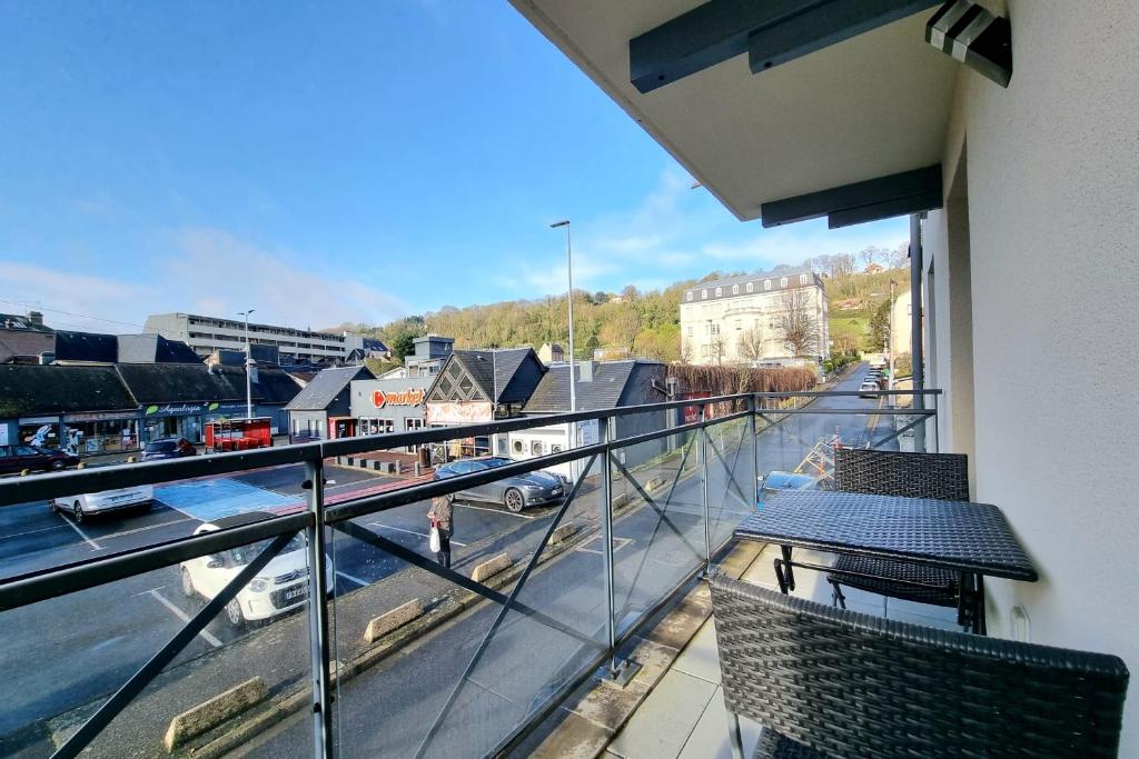 Chez Lou et Dan 4P apartment with balcony elevator and secure parking - 2