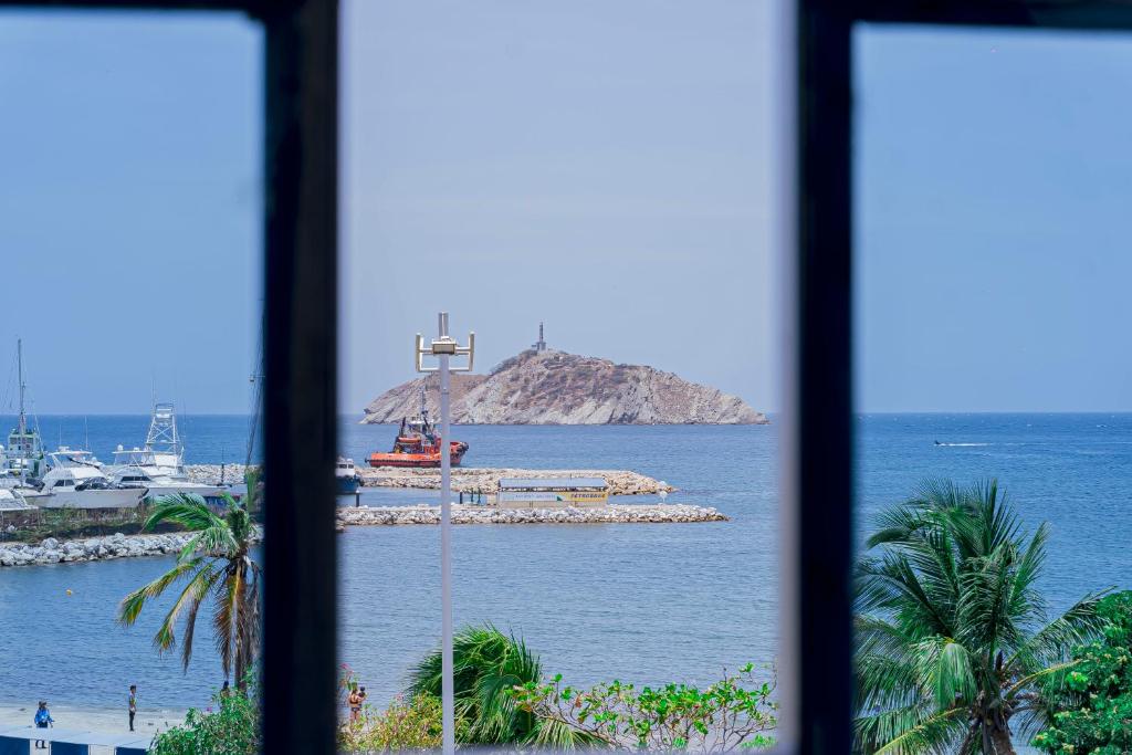 HOTEL SOL INN SANTA Marta photo