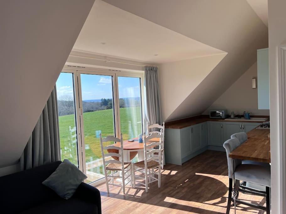 The Swish, New Forest Retreat - pet-friendly stay