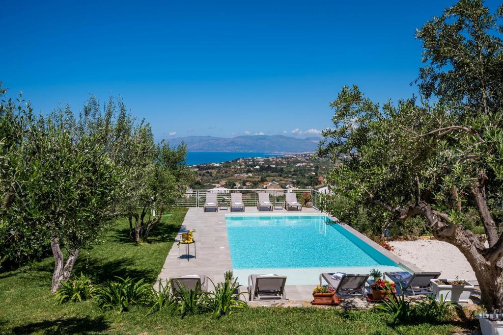 Villa Maria con piscina e vista mare - 1
