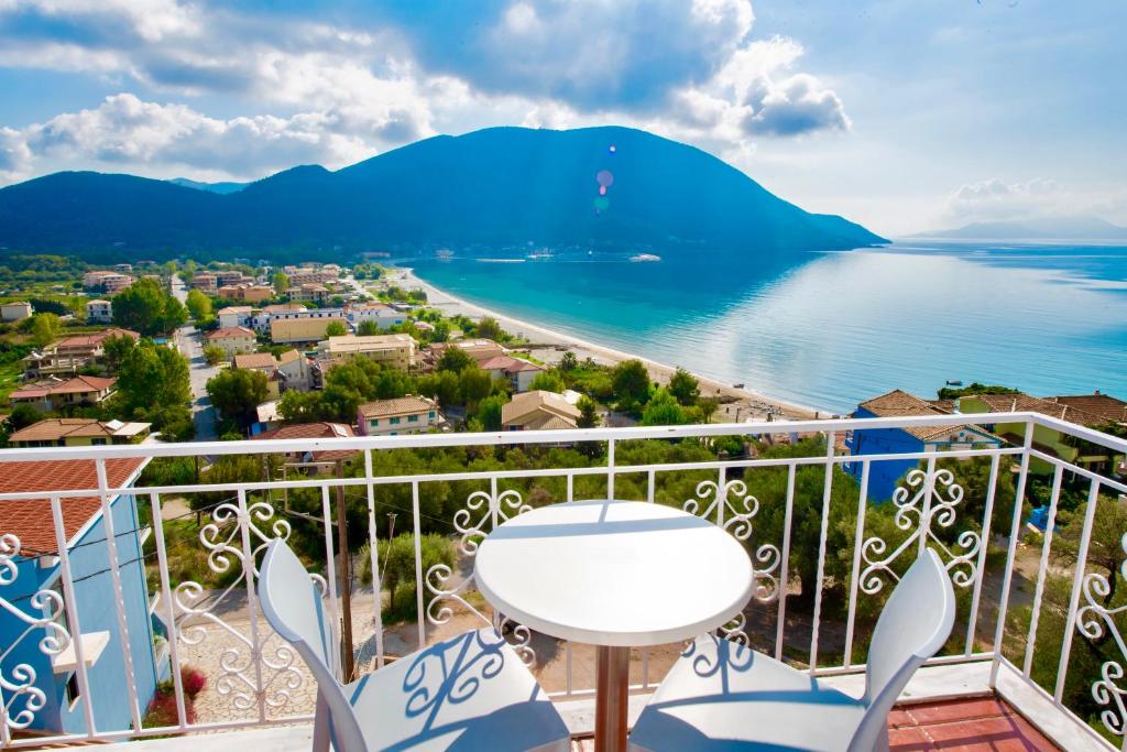 Seaview Rooms photo