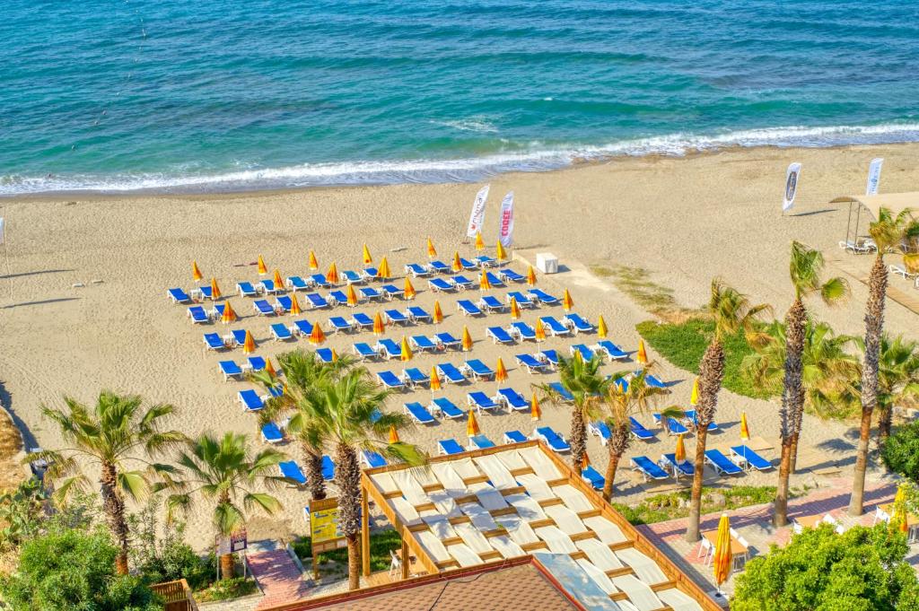 Numa Konaktepe Hotel - All Inclusive — Beach in Konakli