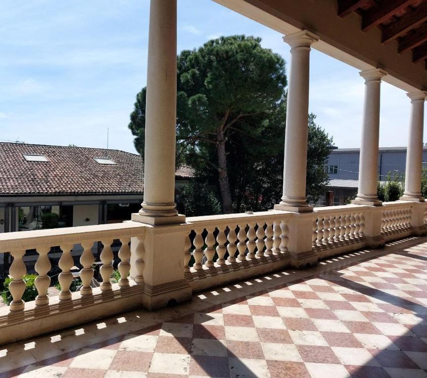 La Loggia Vicenza - 4