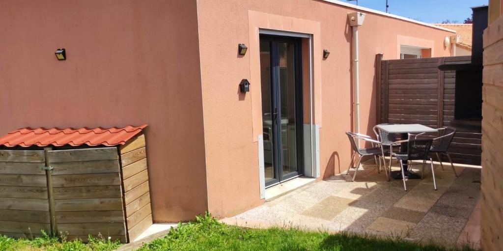 Studio privée de 24m2 à 20 min de Puy du fou, Vendrennes