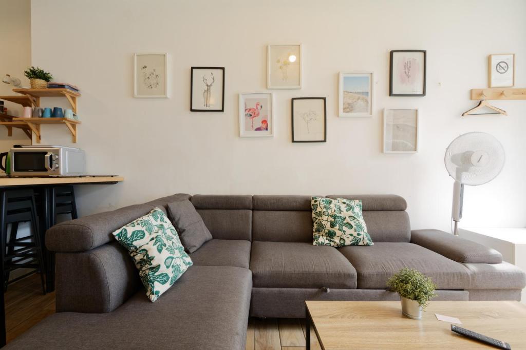 Sleep in Montpellier, Molly, centre, gare, 2 ch, Tram St-Denis, Montpellier