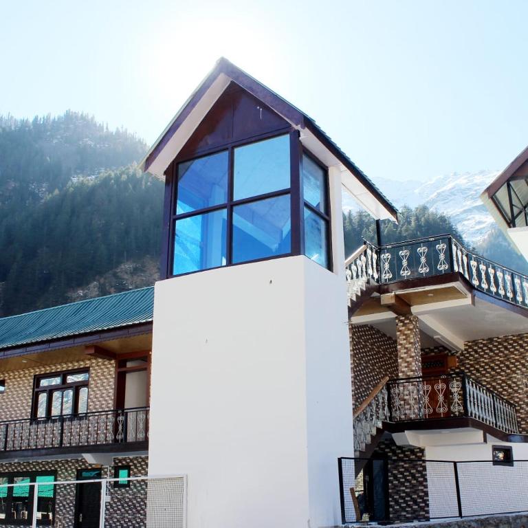 Hotel Uttarayan — Hotel in Khir Ganga