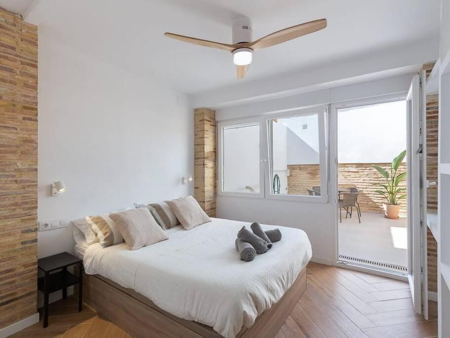 Beautiful restored house with terrace - 3