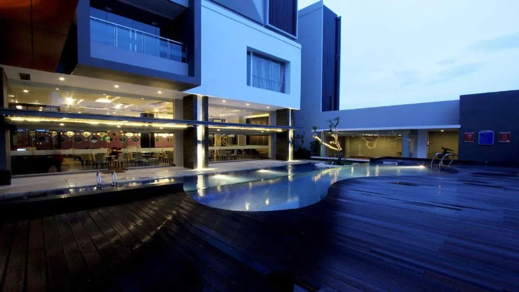 Aston Jambi Hotel & Conference Center，位于占碑市的酒店