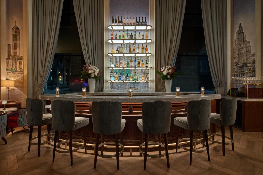 Bar/lounge