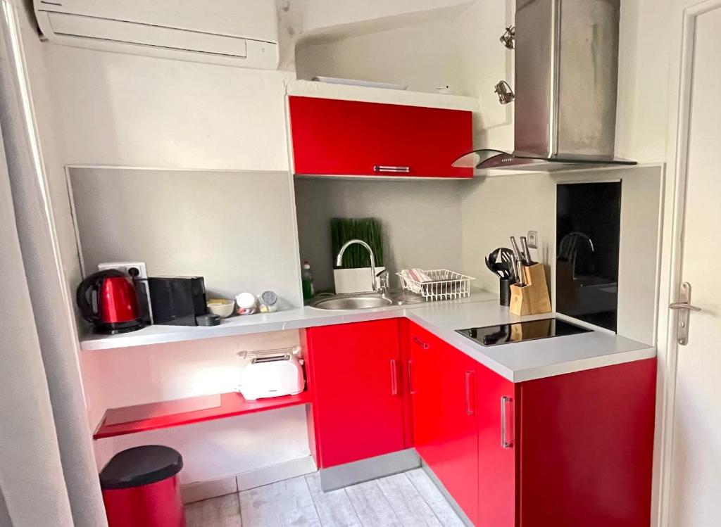 Maisonnette Studio bas Suquet, proche plage et palais - 4
