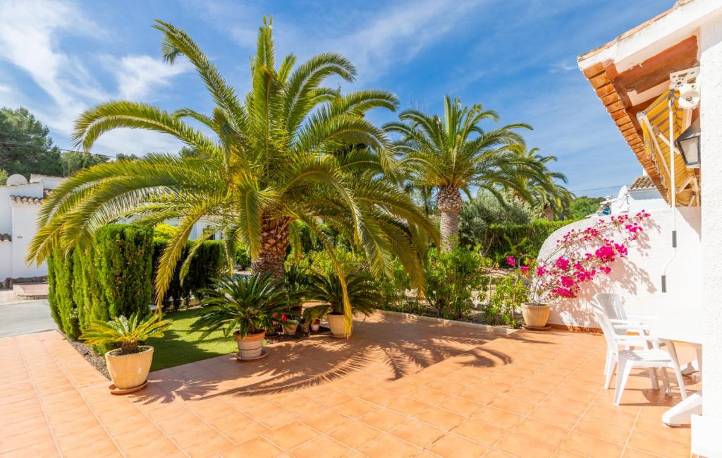 Las Flores by Sun & Sea Homes - 2
