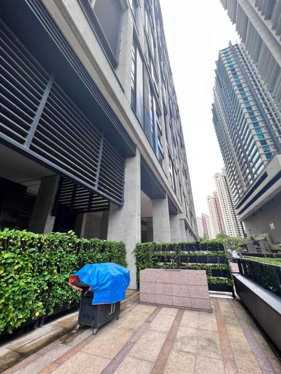 New Arcoris Mont Kiara Huge Balcony for 8 pax 2 BR -Garden- photo