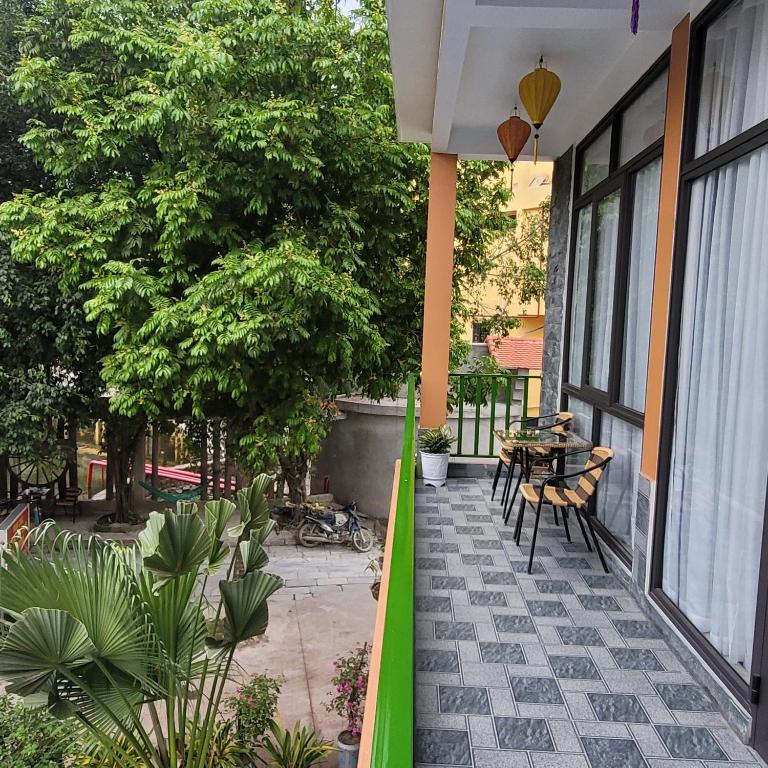 Tam Coc Mountain Lake Homestay