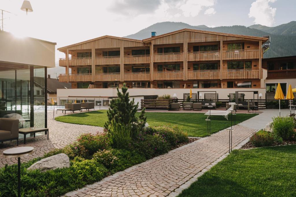Alpine Nature Hotel Stoll - 5