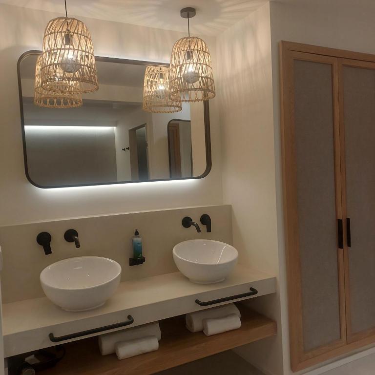 Hotel & Spa Blau Parc — Hotel rooms in San Antonio, Balearic Islands