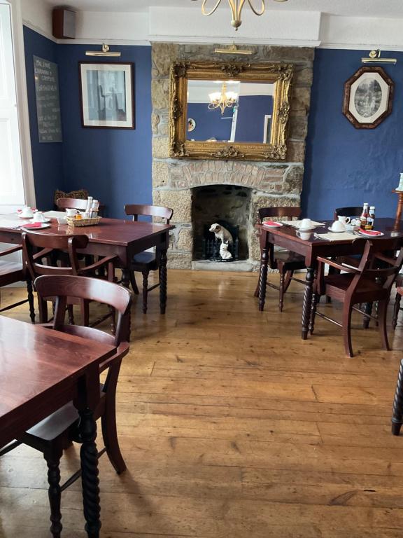 No 52 Bed and Breakfast, Helston photo 4
