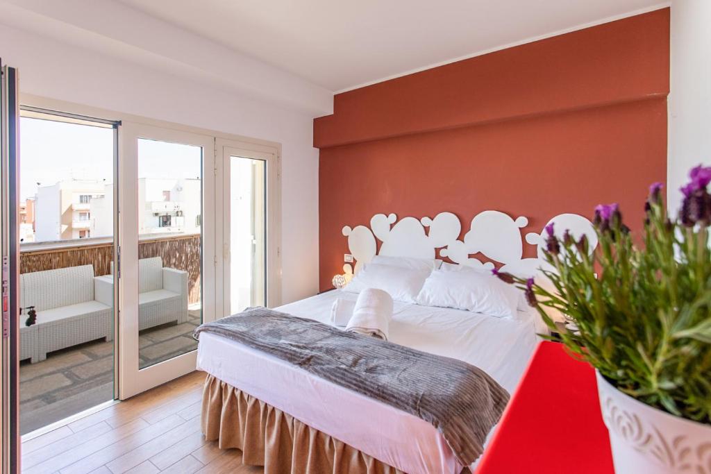 Center house rooms room interior