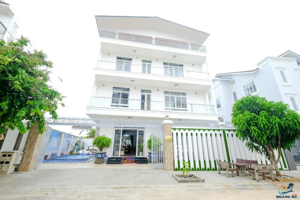 Villa ĐUC HOANG HO BOI