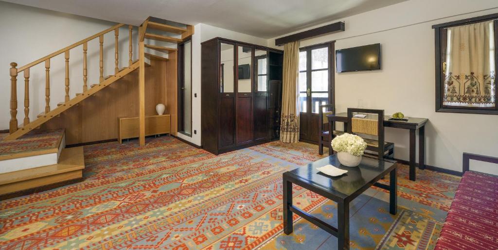 Kétszintes szoba - toronnyal