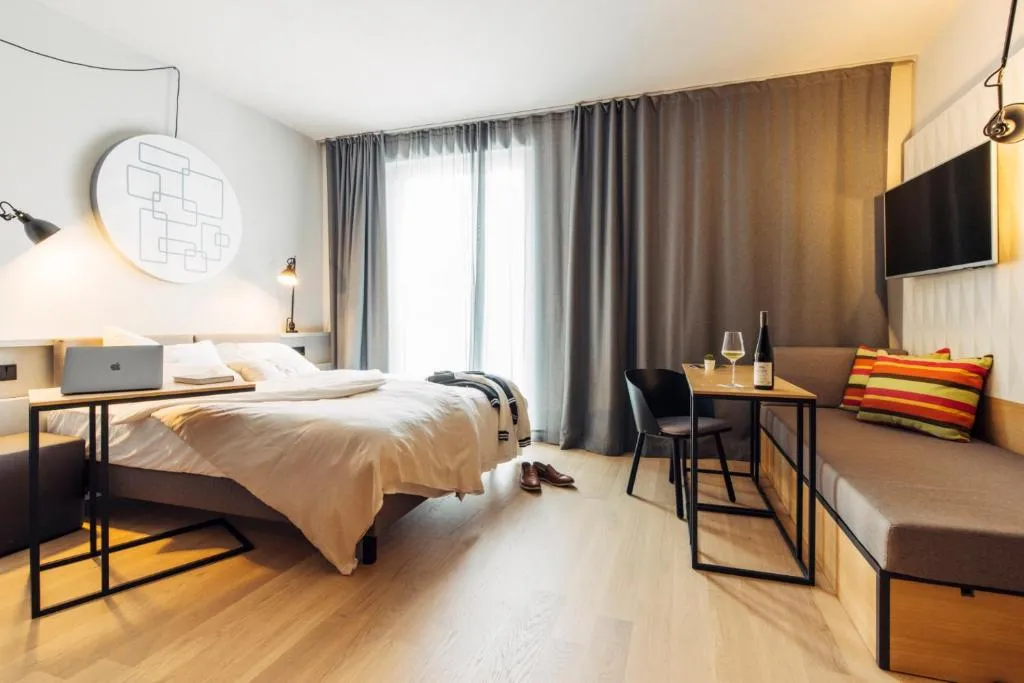 harry's home Zürich-Limmattal，位于斯普赖滕巴赫的酒店