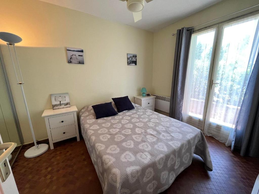 4PA76 Appartement avec piscine et parking - 4