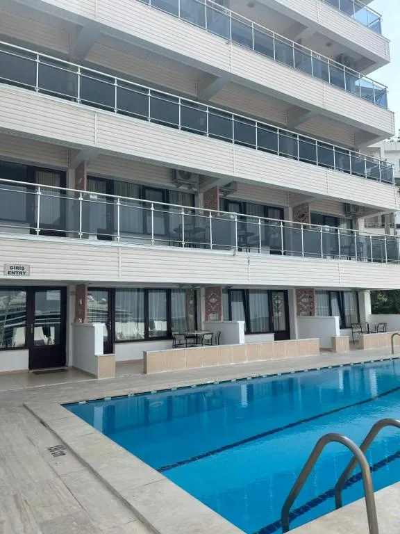 Hotel Stella, hotel in Kusadası