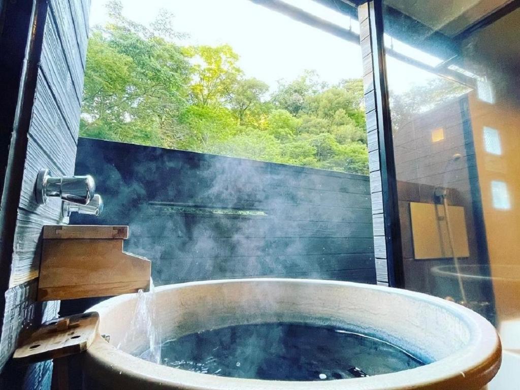 Open air bath