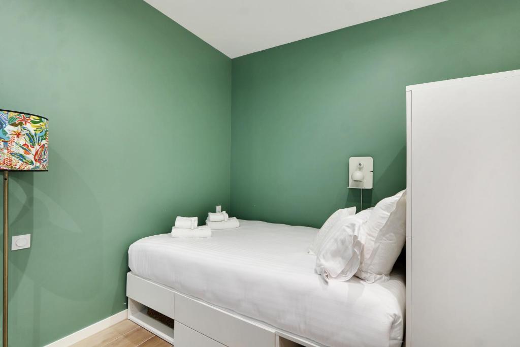 Pick A Flat's Apartment near Eiffel Tower - Allée Marguerite Yourcenar - 4