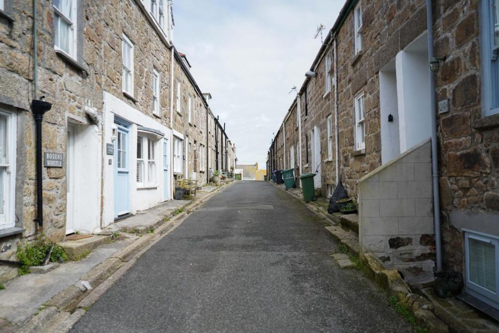 Little Burrows, St Ives photo 6