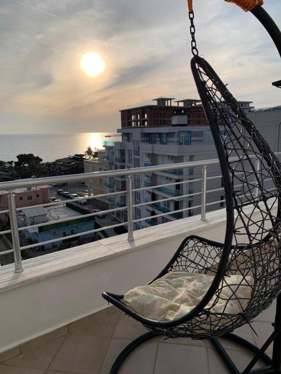 LUX4 Seaview &amp; 43' TV Netflix — Hotel in Shengjin