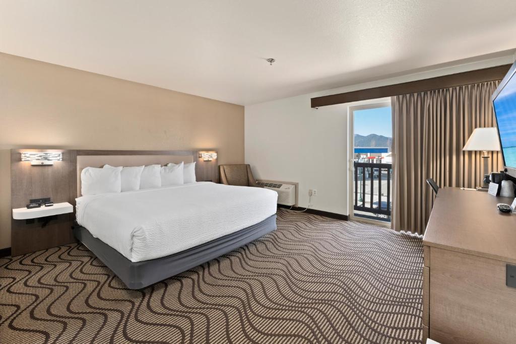 Cedar Street Hotel &amp; Suites — Hotel in Sandpoint (ID)
