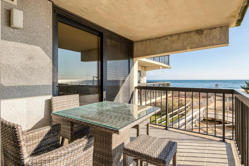 Sea Watch 111, Ocean City