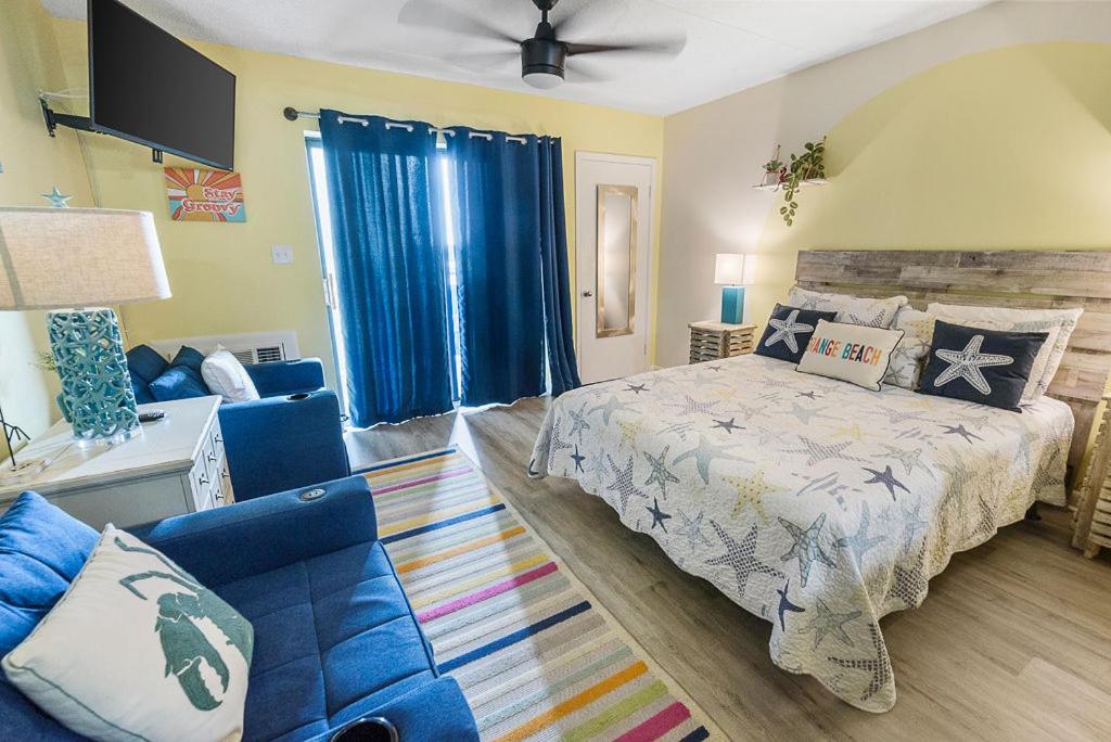 Sugar Beach 169 by ALBVR - Beach Vibes studio, the perfect space for a getaway to the beach, Gulf Shores