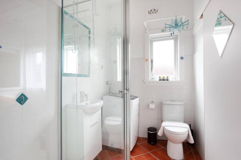 Comfortable 1Bed Unit Right Near Bondi Beach - FAST WIFI For Working At Home photo